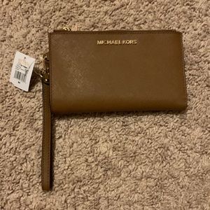 NEW Michael Kors Wallet